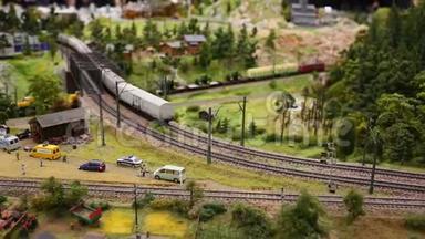 铁路模型上的玩具火<strong>车模</strong>型-客运列车